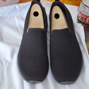 Skechers Women's wide size 8 Go Walk Joy-Sensational Day Sneaker